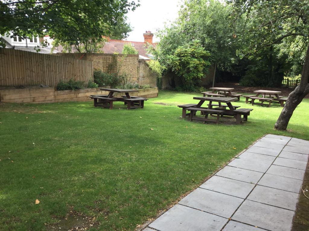 Three Tuns Ashwell Bed & Breakfast Екстериор снимка