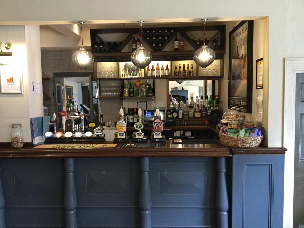 Three Tuns Ashwell Bed & Breakfast Екстериор снимка